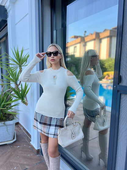 Cold-Shoulder Ribbed Knit Sweater